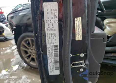 2016 Jeep Compass Sport z USA, uszkodzony, nr VIN 1C4NJDBB2GD731041